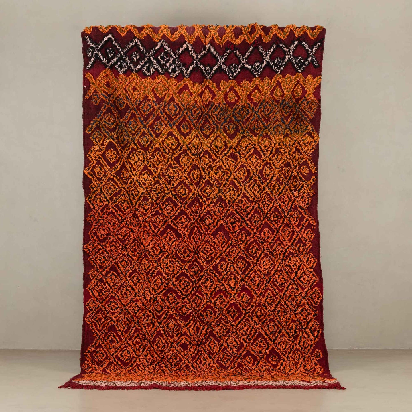 Nouhaila - vintage boujad rug - TrendAura