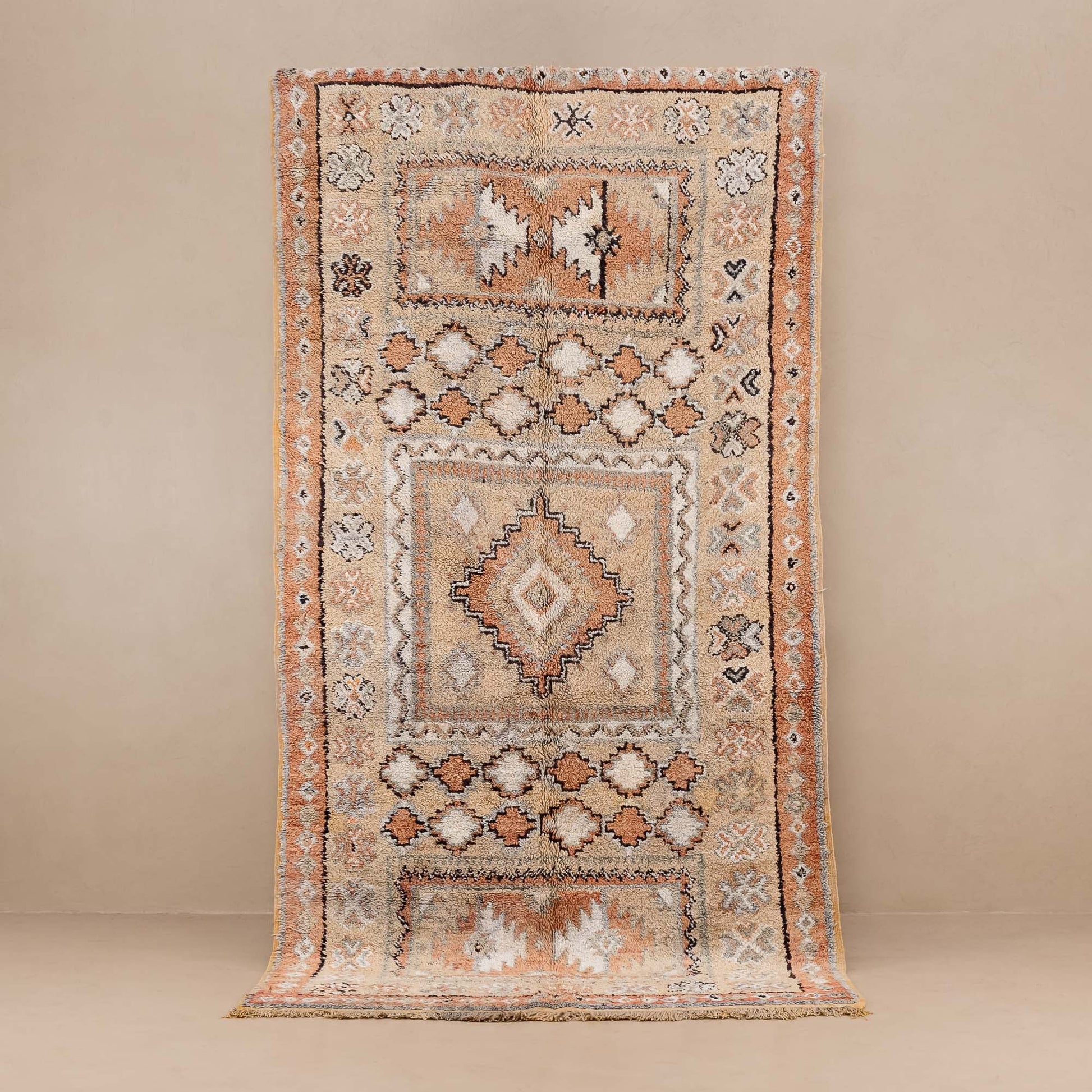 Chafiqa - vintage boujad rug - TrendAura