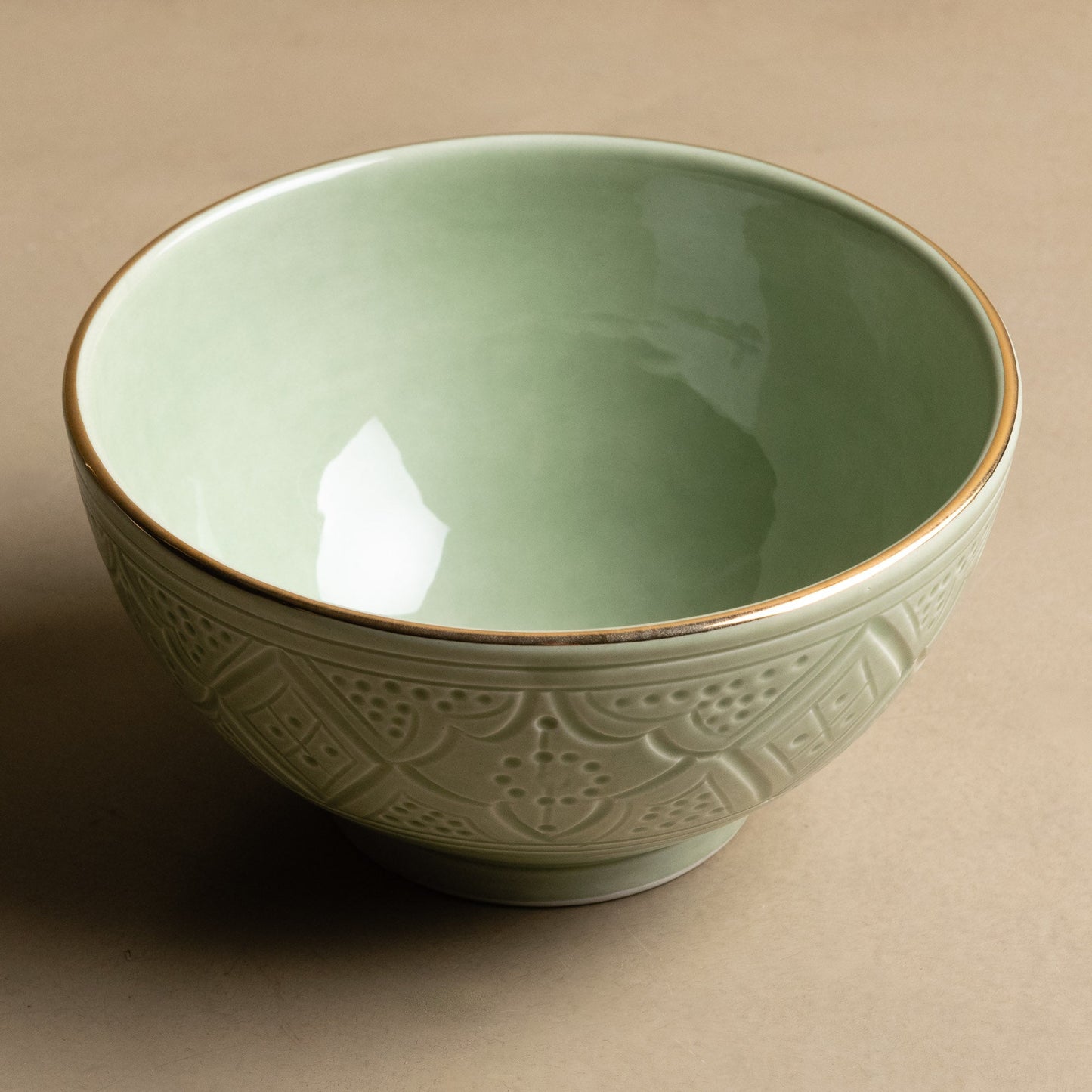 Zagora Green Bowl - Moroccan Dinnerware Adorned with 12 Carat Gold Accents - TrendAura