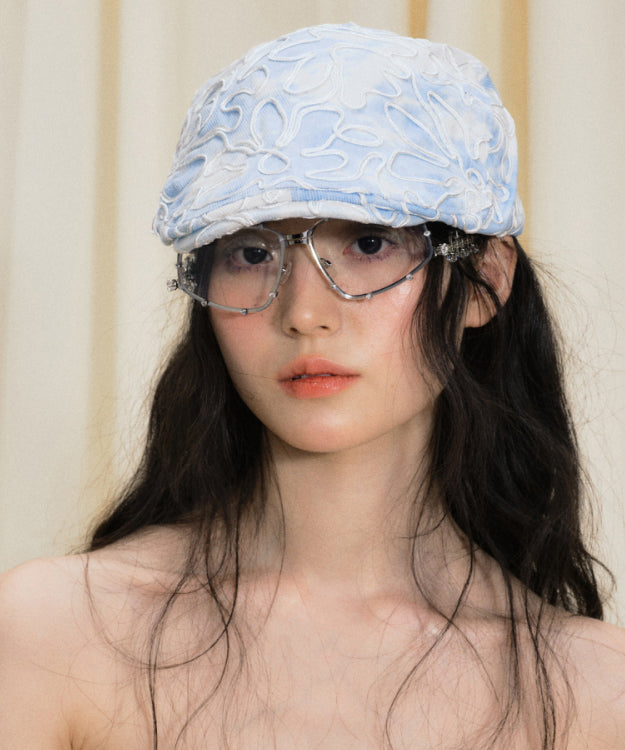 Magnifique chapeau breton brodé de fleurs bleues - TrendAura
