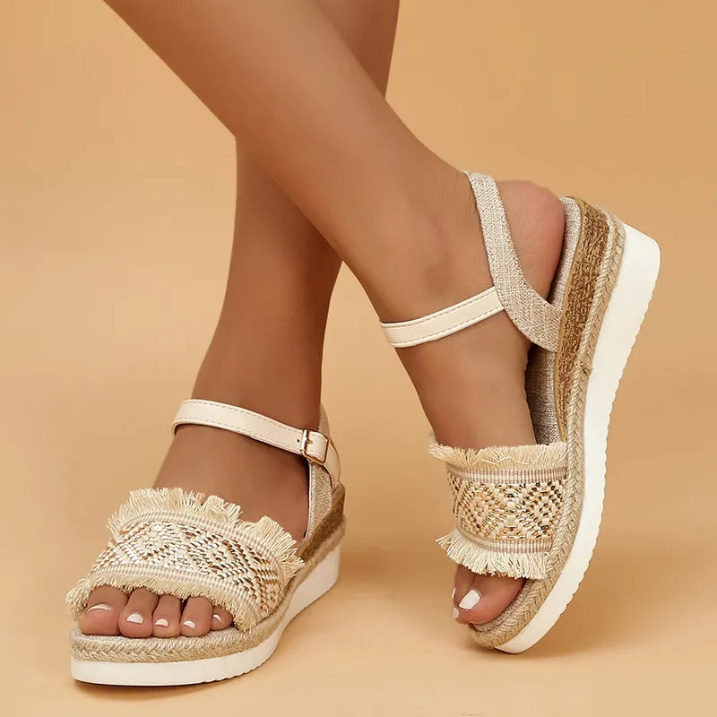 Comfortable women's sandals for summer