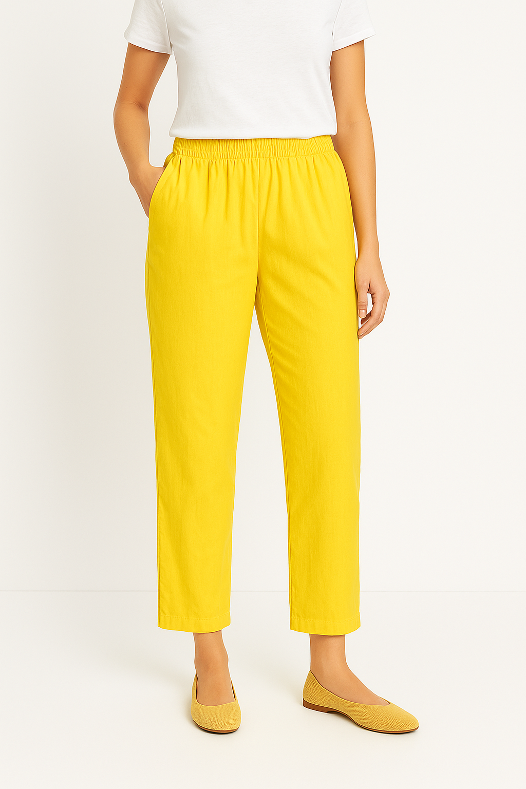 Comfortable leisure pants with elastic waistband and side pockets