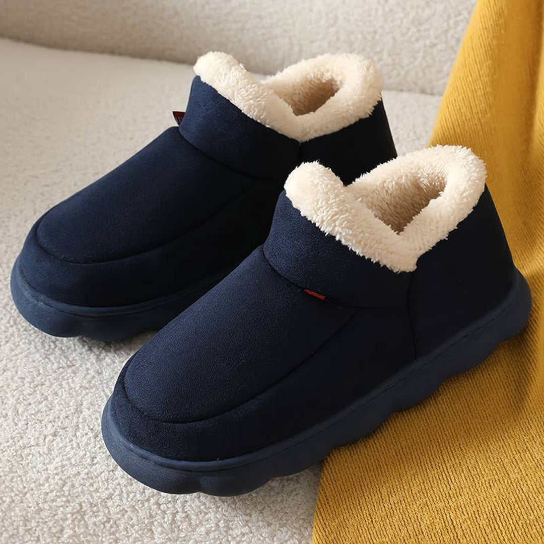 Winter slippers with fur trim