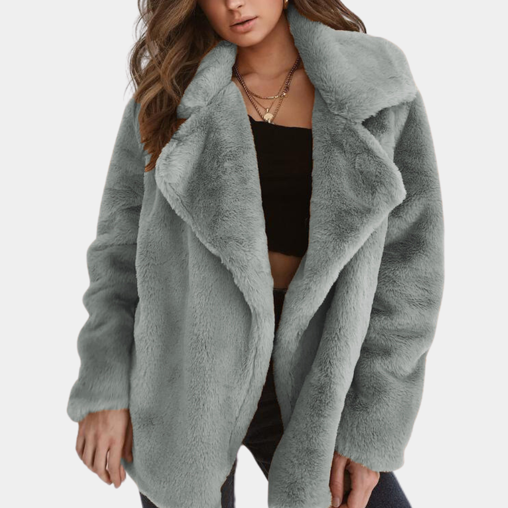 Comfortable plush winter coat for women