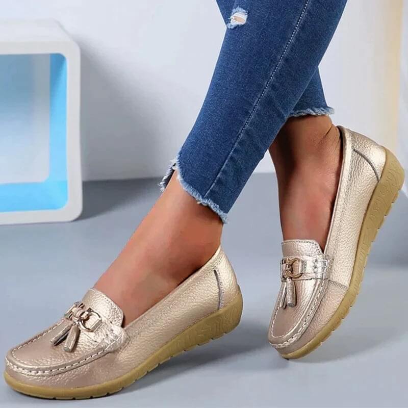 Leather Womens Loafers With Fringe And Decorative Chain For Everyday Comfort And Elegant Style