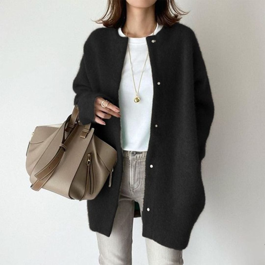 Relaxed Fit Wool Mid-Thigh Cardigan for Women – Cozy Casual Warmth