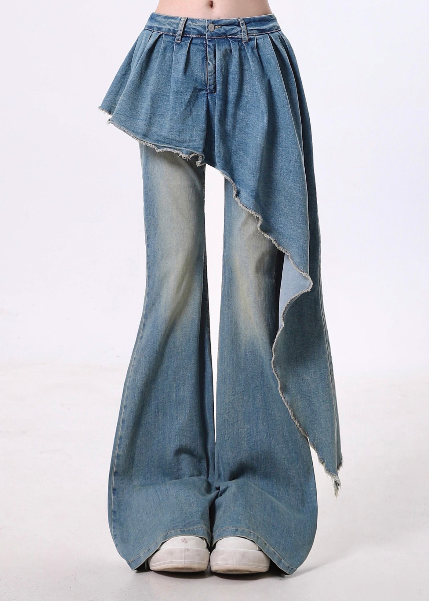 Pantalon évasé en denim bleu bohème asymétrique patchwork, printemps - TrendAura