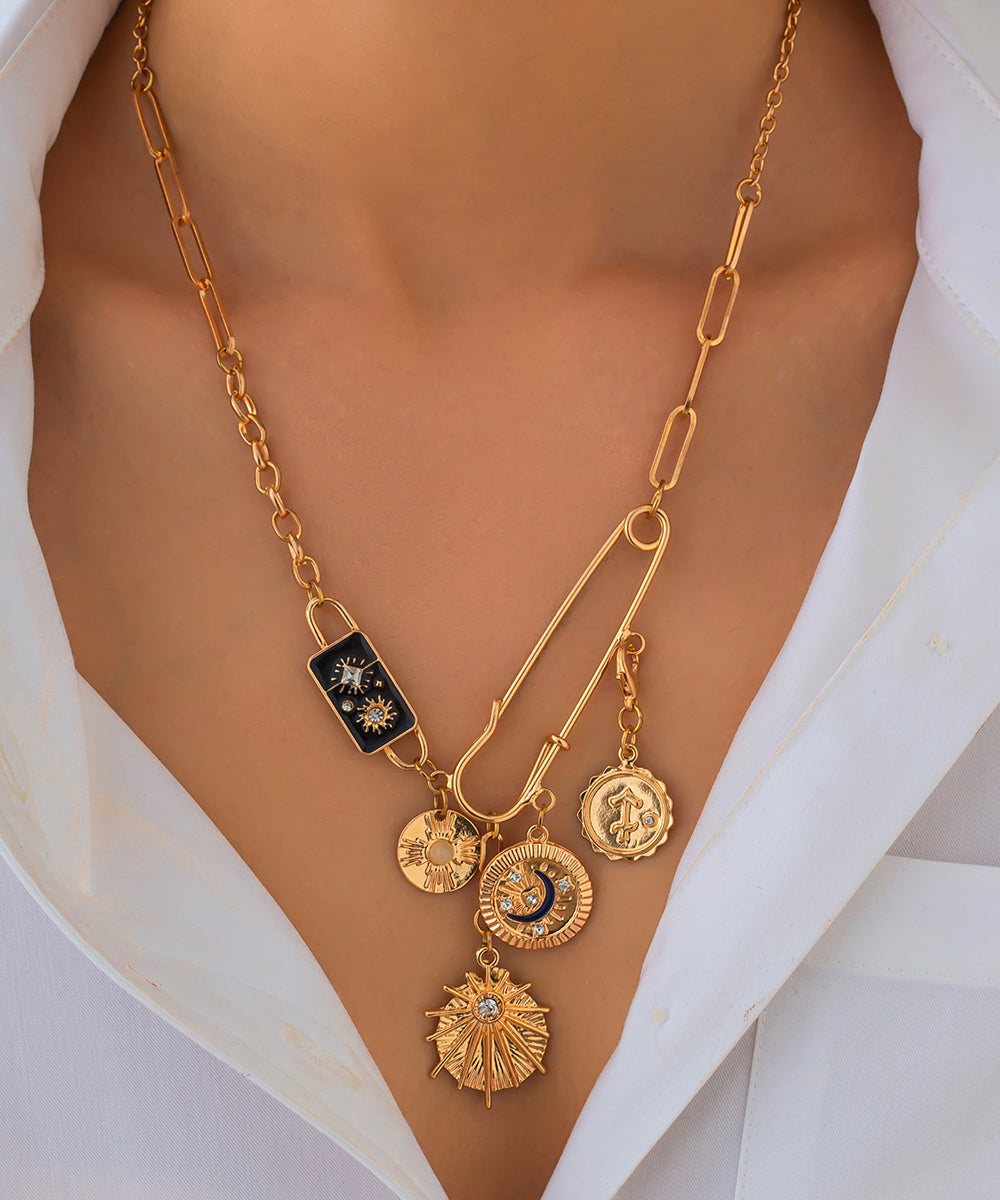 Collier bohème avec pendentif croix asymétrique en alliage de cuivre doré et zircon - TrendAura