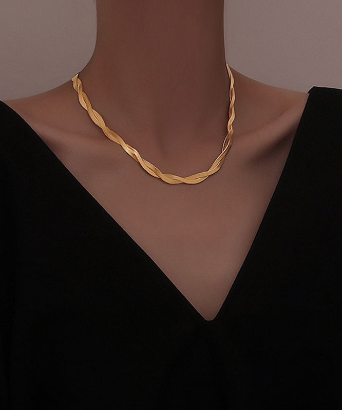 Collier princesse Boho en acier inoxydable doré avec motif croisé de pâte frite et torsades - TrendAura