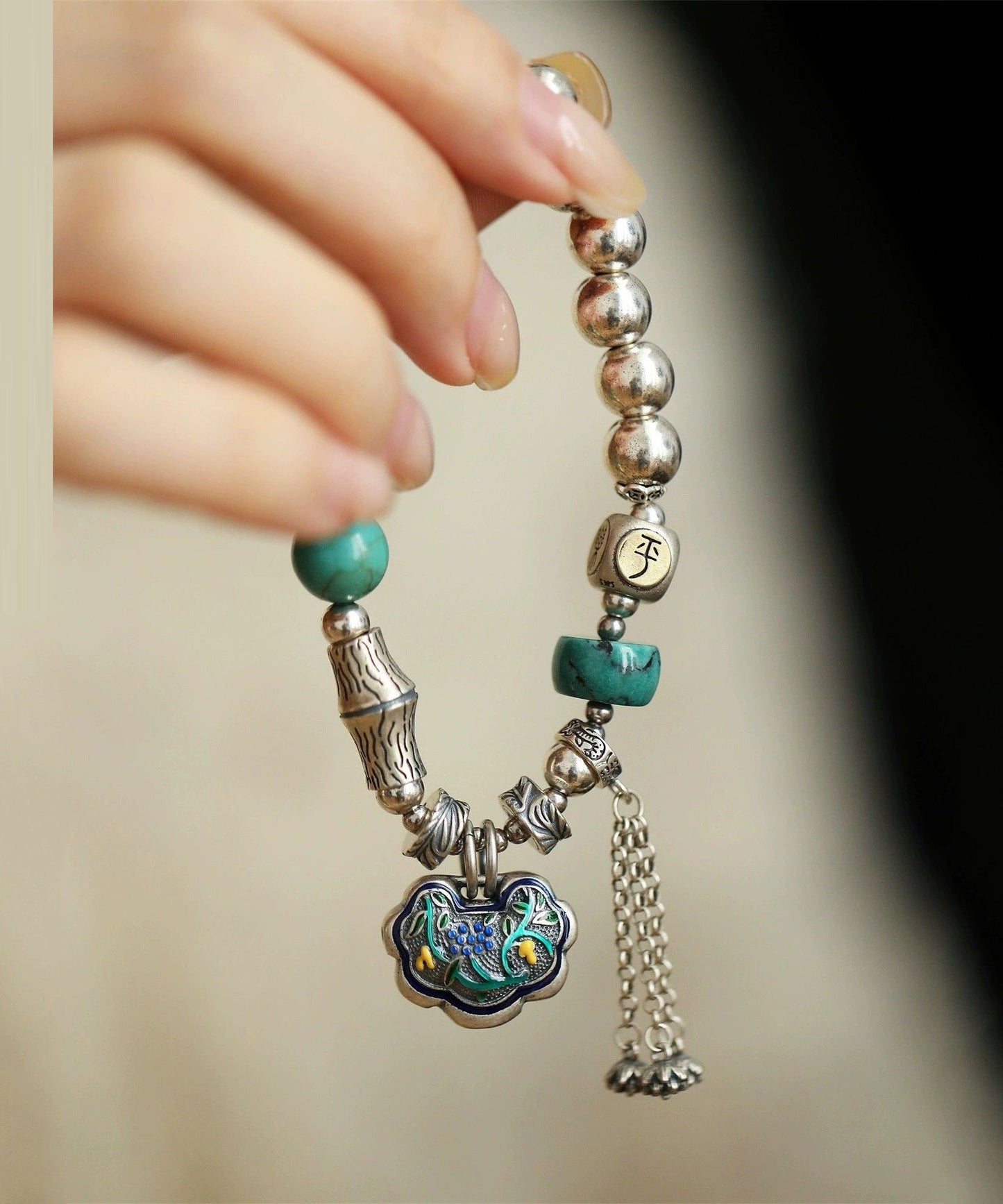 Bracelet à breloques en argent sterling et turquoise Boutique Silk - TrendAura