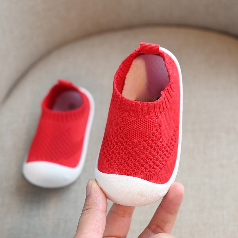 Slip-on shoes for baby and child | breathable and non-slip soft sole