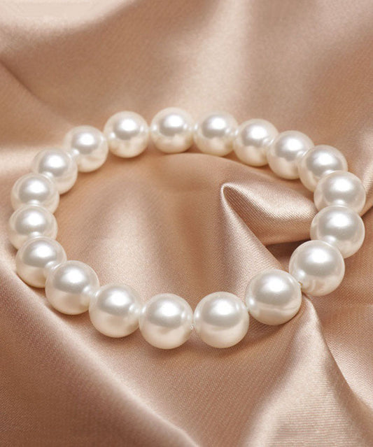 Bracelet court en alliage de perles blanches - TrendAura