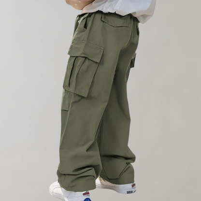 Men's Cargo Pants With Straight Leg Cut And Relaxed Fit Featuring Practical Cargo Pockets