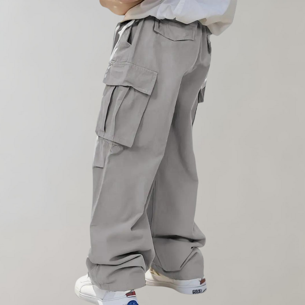 Men's Cargo Pants With Straight Leg Cut And Relaxed Fit Featuring Practical Cargo Pockets