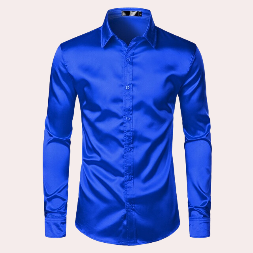 Stylish men's shirt with long sleeves
