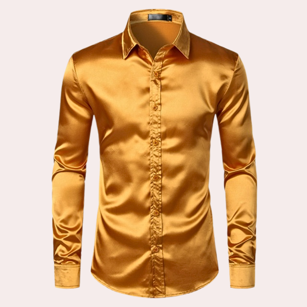 Stylish men's shirt with long sleeves