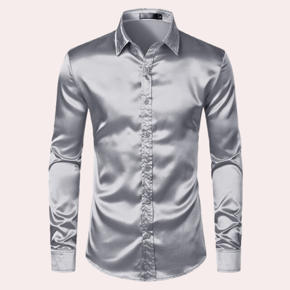Stylish men's shirt with long sleeves