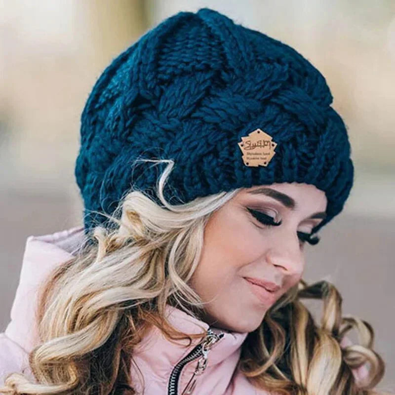 Soft and fashionable knitted hat for women and men