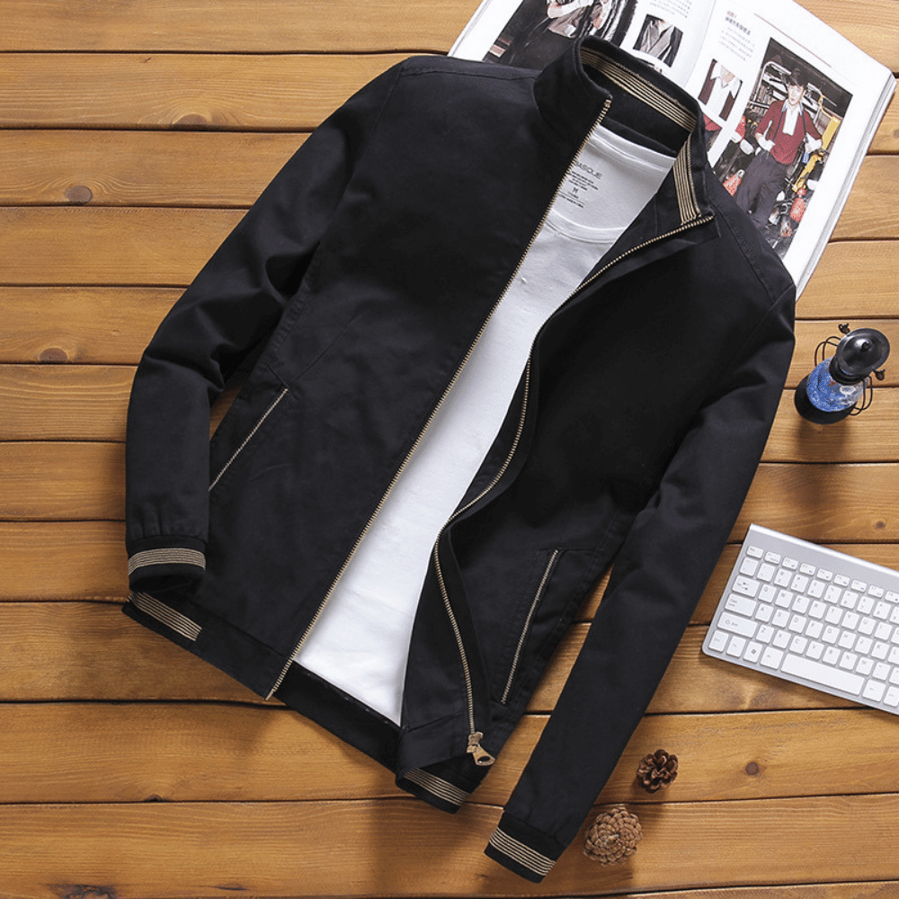 Men's Classic Everyday Jacket With Modern Design For Style Conscious Men And All Day Comfort