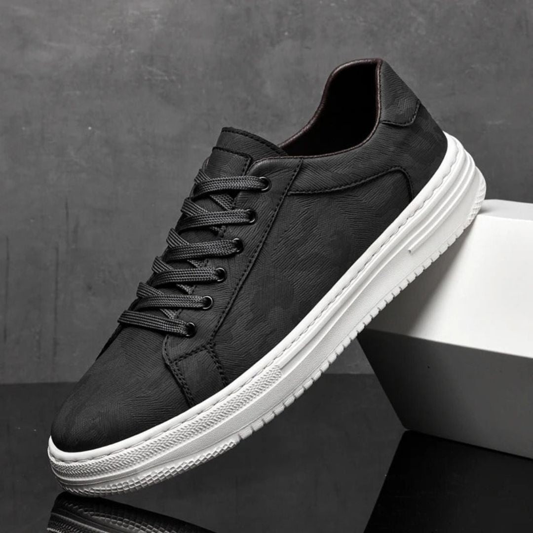 Carter Low-Top Sneaker