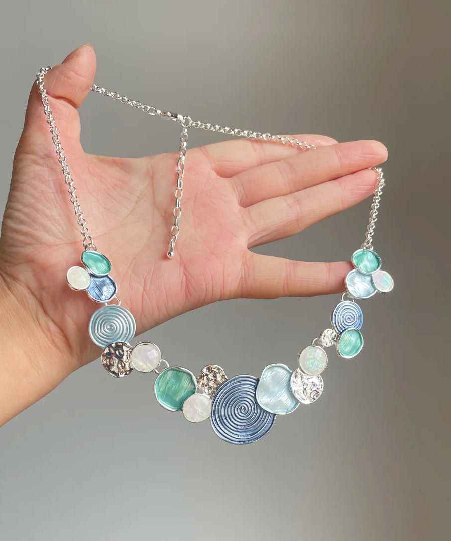 Collier lariat ajouré en argent sterling avec motif rose arc-en-ciel chic - TrendAura