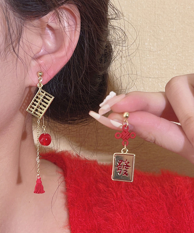 Boucles d'oreilles pendantes asymétriques en alliage d'or et d'argent sterling de style chinois, motif boulier chinois, nœud chinois et pompon - TrendAura