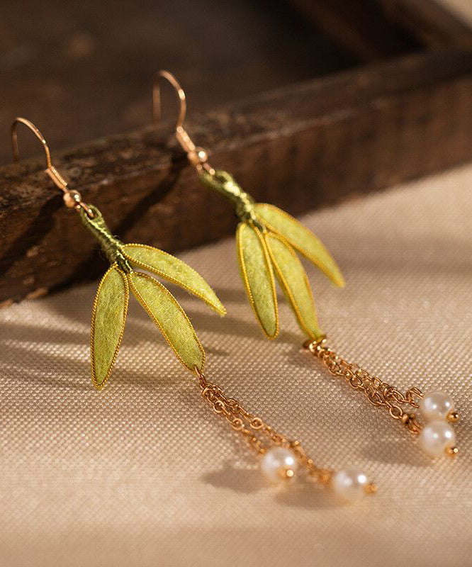 Boucles d'oreilles pendantes en velours et perles vertes surdorées en argent sterling de style chinois - TrendAura