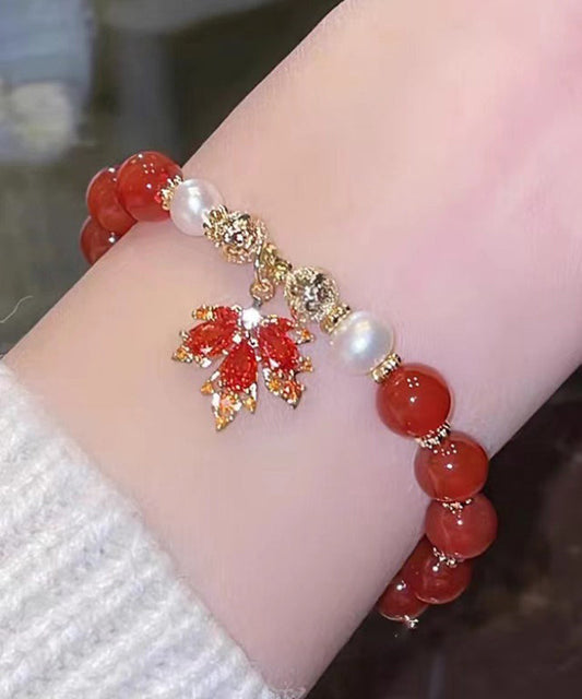 Bracelet à breloques en alliage de cuivre rouge de style chinois avec perles et feuilles d'érable en agate - TrendAura