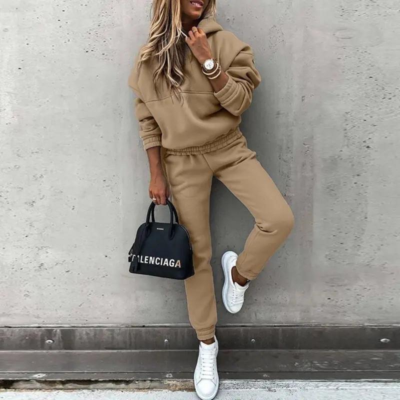Cozy Hoodie and Jogger Set for Women – Effortless Style & Comfort