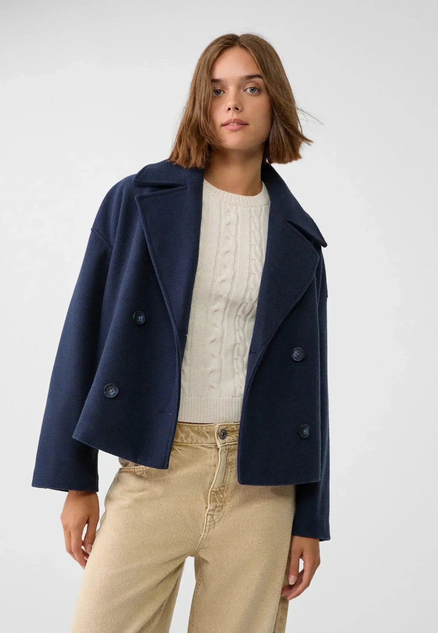Cropped Double-Breasted Winter Jacket for Women – Stylish & Warm