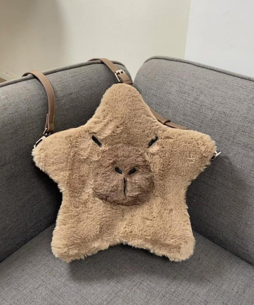 Sac à dos en fourrure duveteuse en forme d'étoile marron mignon Capybara - TrendAura