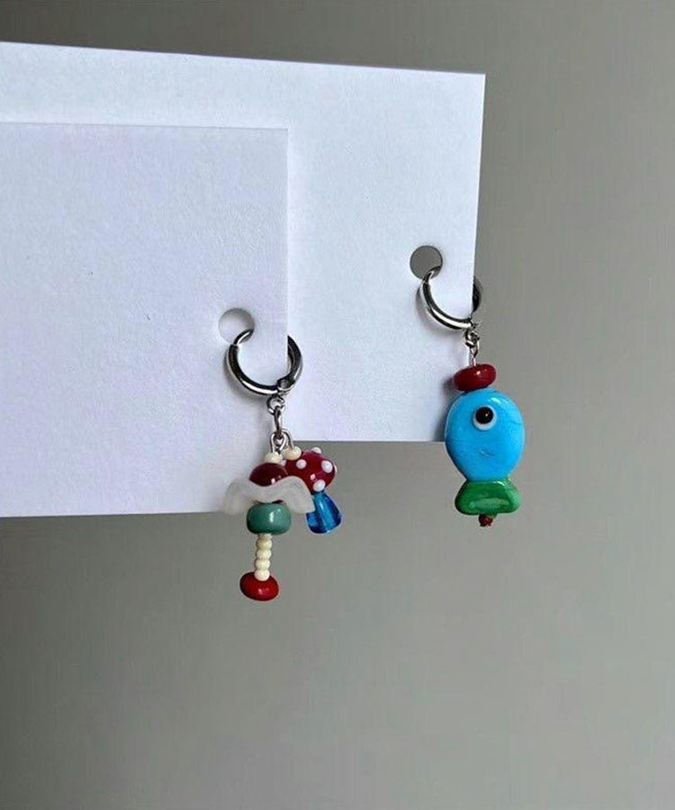 Boucles d'oreilles pendantes asymétriques en acier inoxydable, petits poissons et champignons - TrendAura