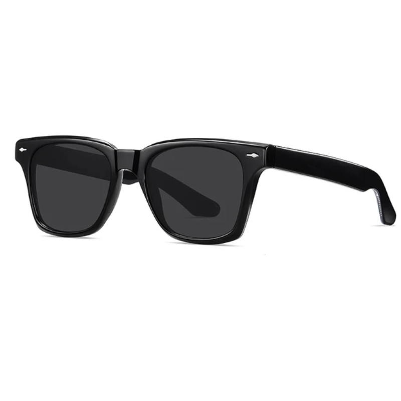 Women's sunglasses with polarization
