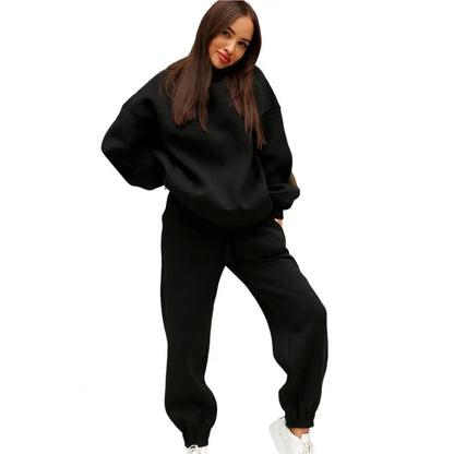Women's tracksuit with hood