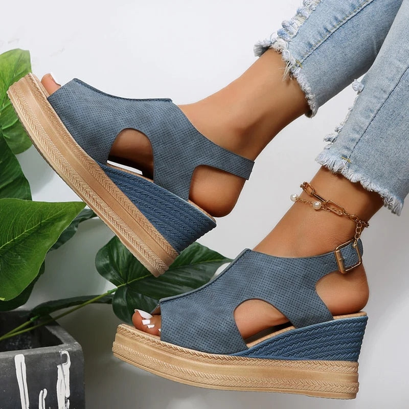 Women's wedge sandals with extra support for summer