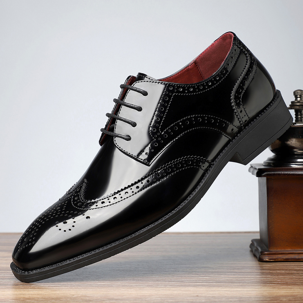Mens Classic Wingtip Dress Shoes With Polished Surface And Decorative Perfs For Professionals And Style Enthusiasts
