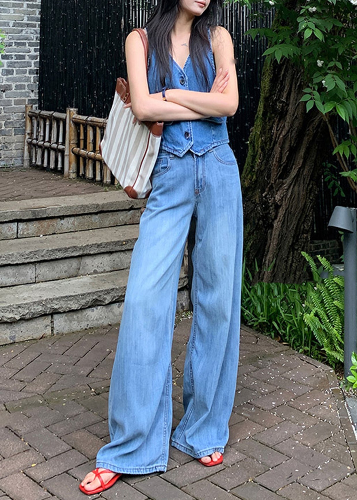 Pantalon droit drapé taille haute bleu élégant en denim pour l'automne - TrendAura