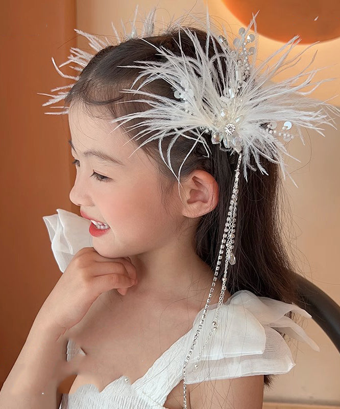 Élégante épingle à cheveux en alliage blanc avec plumes, perles, paillettes et pompons pour filles - TrendAura