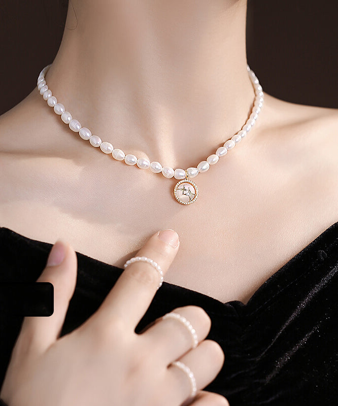 Collier élégant avec pendentif en pierre œil de chat et perle en alliage blanc - TrendAura