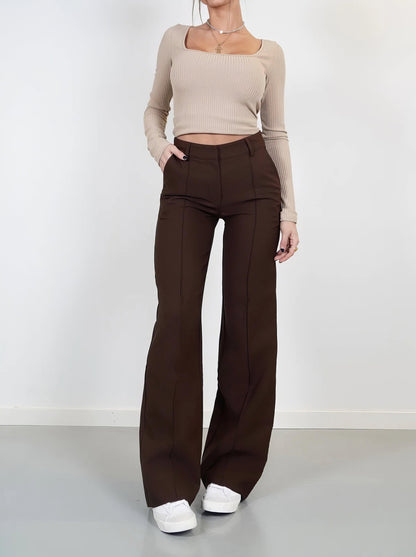 Renu | Elegant straight pants for women