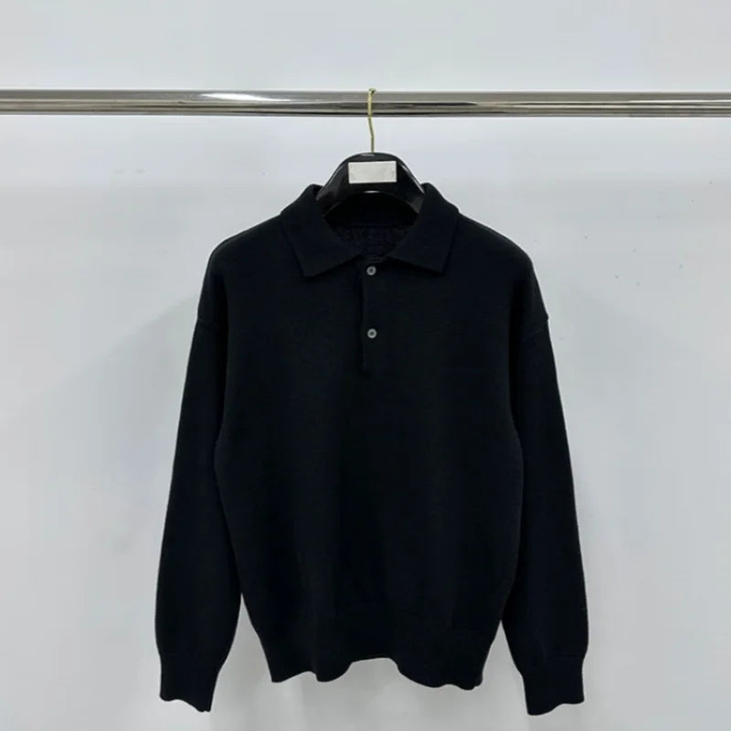 Elegant pullover made of blended yarn