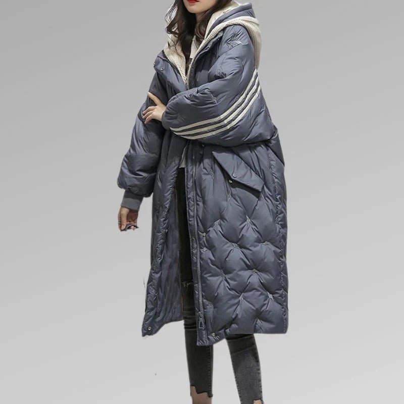 Elegant women's coat with premium insulation for warmth and comfort