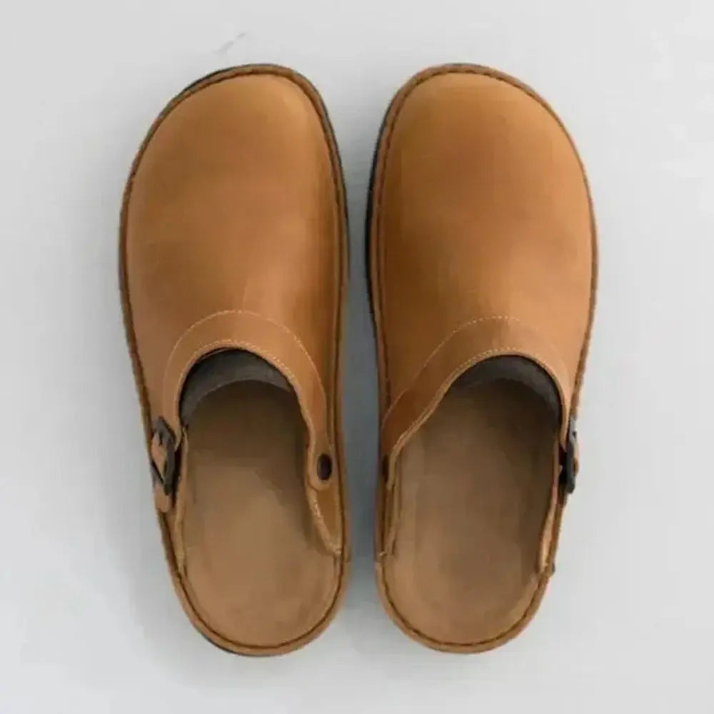 Clogs for Women – Ergonomic Comfort, Classic Design