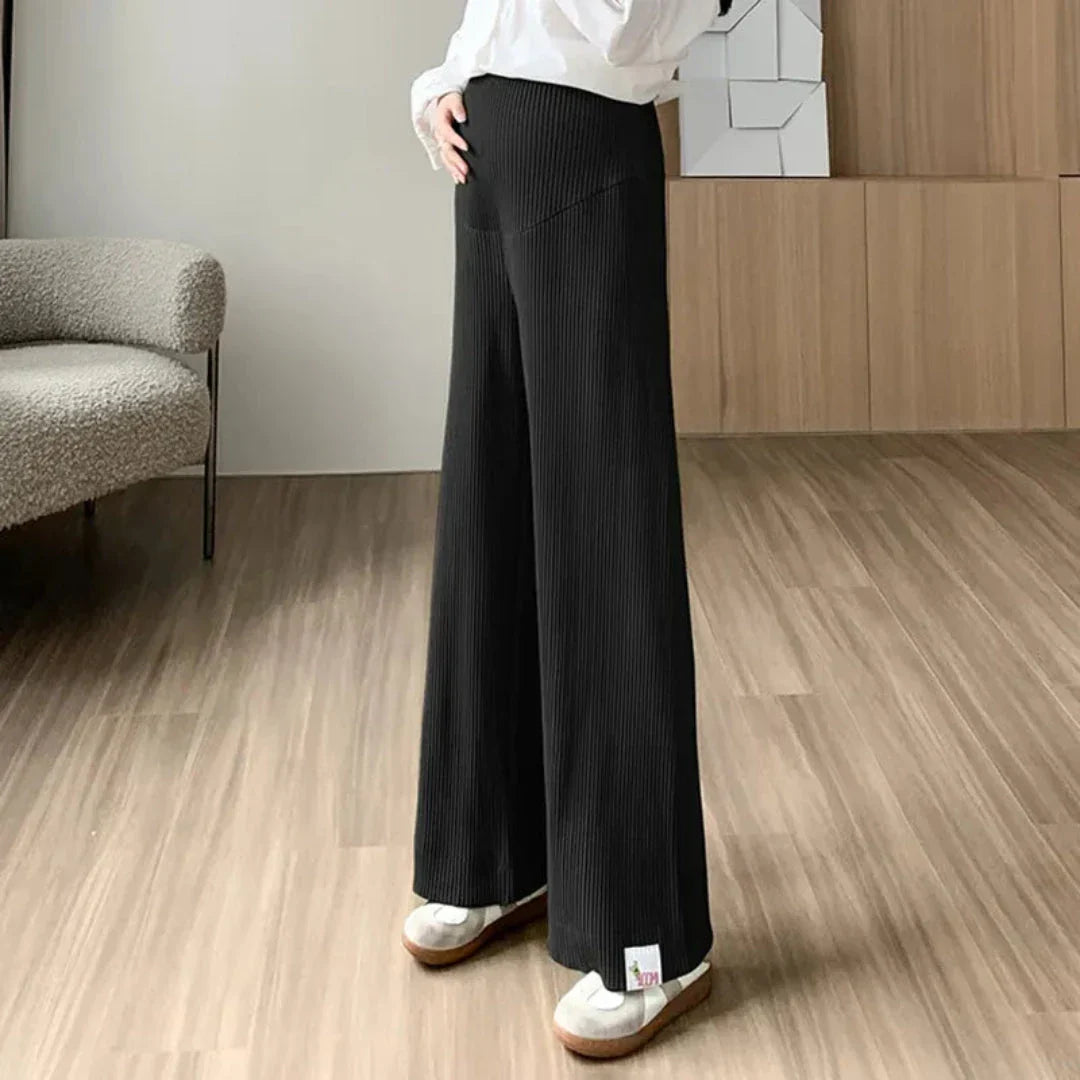 Erich Ribbed Comfort Pants