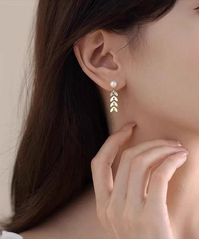 Boucles d'oreilles à tige en argent sterling doré et perles en forme d'oreille de blé - TrendAura
