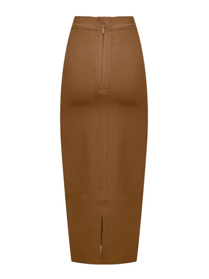Figure-enhancing pencil skirt for women