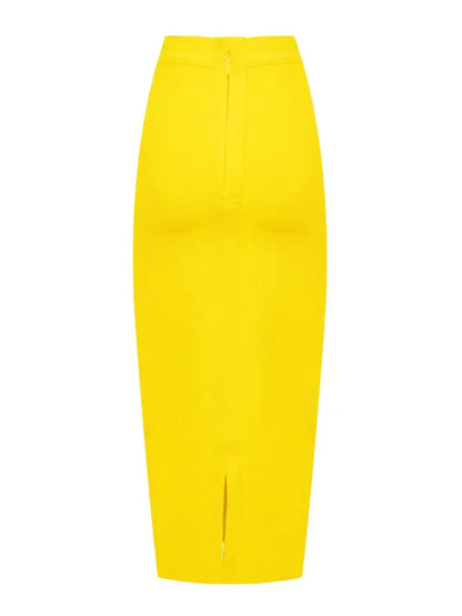 Figure-enhancing pencil skirt for women