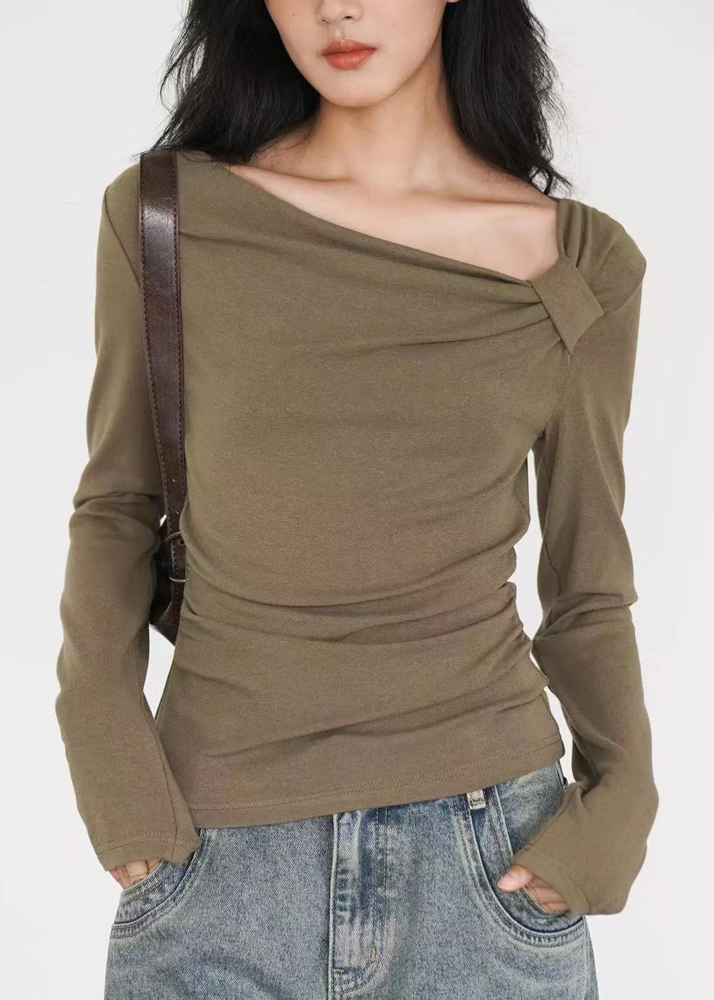 Chemises en coton vert armée à coupe asymétrique, collection automne - TrendAura