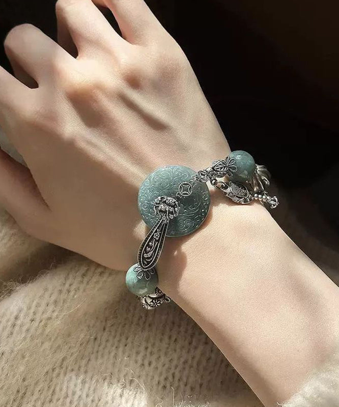 Bracelet à breloques en argent sterling et jade vert noirâtre - TrendAura