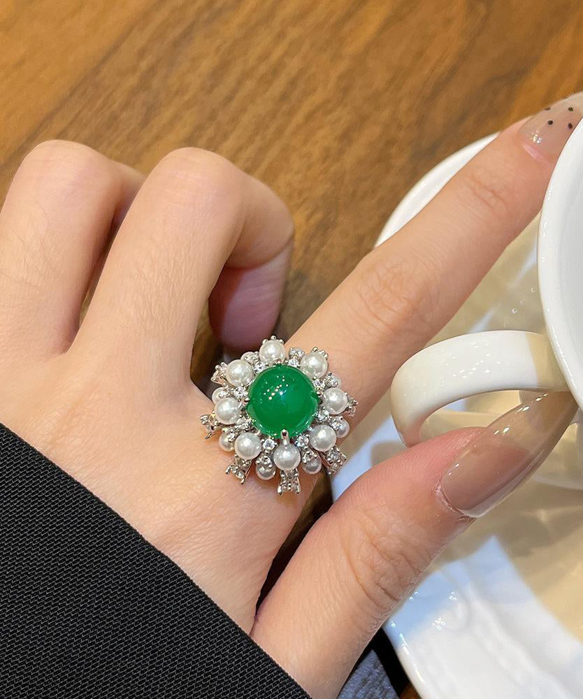 Bagues en alliage vert fin avec perles de jade et zircon - TrendAura